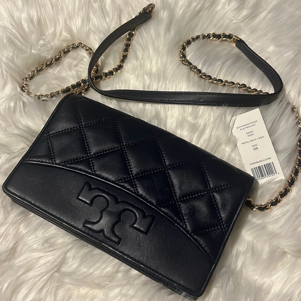 Excellent condition Authentic Tory Burch Savannah Chain Flat Wallet